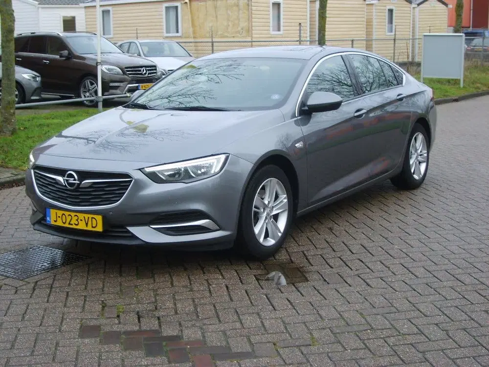 Opel Insignia Sport 1.5 Turbo Business Executive Schui uit 2020