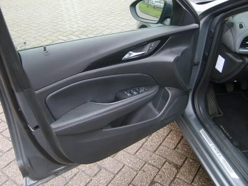 Opel Insignia Sport 1.5 Turbo Business Executive Schui uit 2020, foto 9