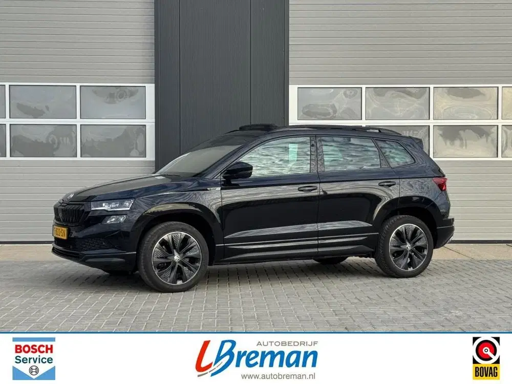 Skoda Karoq 1.5 TSI ACT SPORTLINE DSG Panodak uit 2023, foto 2