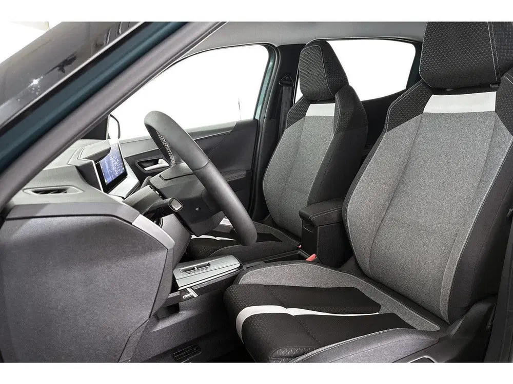 Opel Frontera 1.2 Turbo Hybrid GS 7p Automaat Camera Cli uit 2025, foto 6