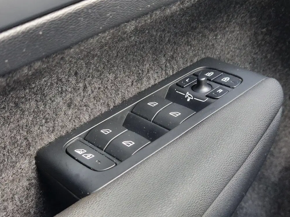 Volvo XC40 Single Motor Extened Range Core 82 kWh CAM uit 2024, foto 14