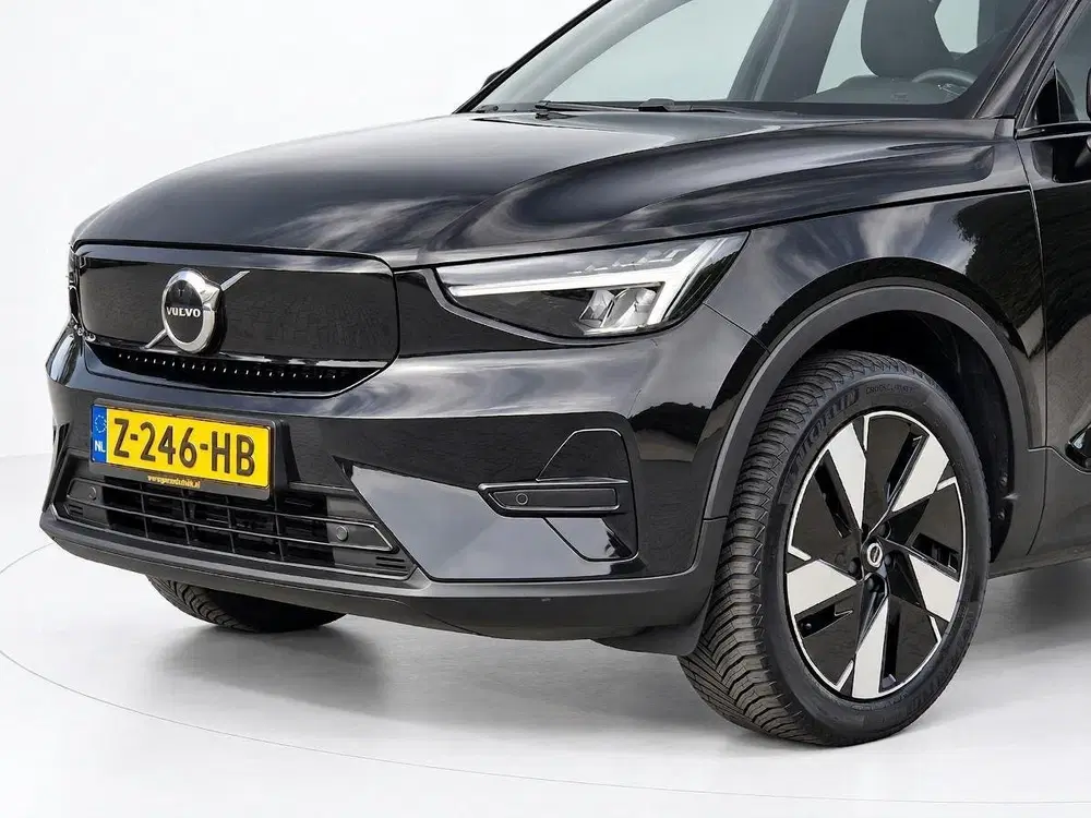 Volvo XC40 Single Motor Extened Range Core 82 kWh CAM uit 2024, foto 2