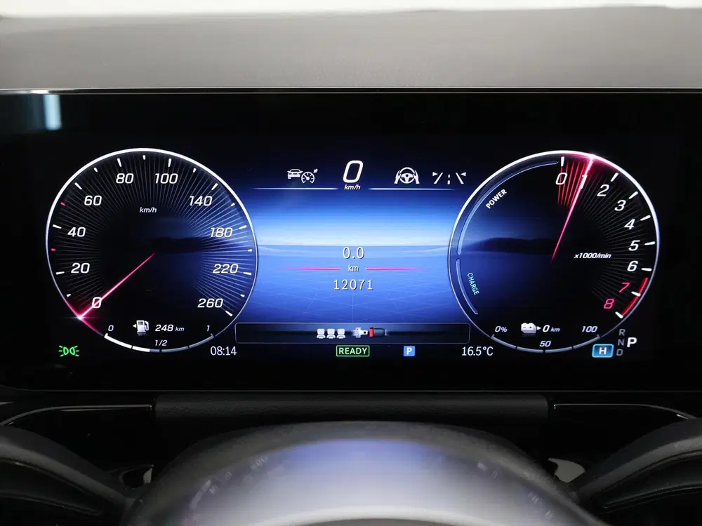 Mercedes-Benz B-Klasse 250 e Luxury Line uit 2023, foto 12
