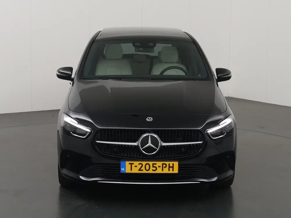 Mercedes-Benz B-Klasse 250 e Luxury Line uit 2023, foto 3