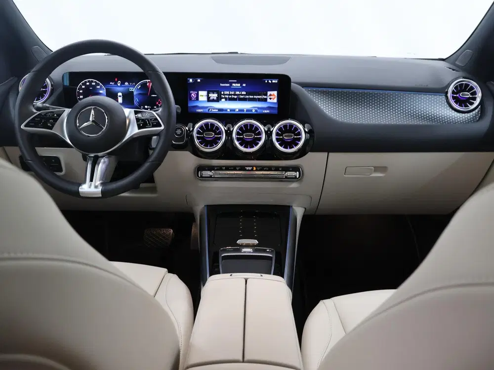 Mercedes-Benz B-Klasse 250 e Luxury Line uit 2023, foto 8
