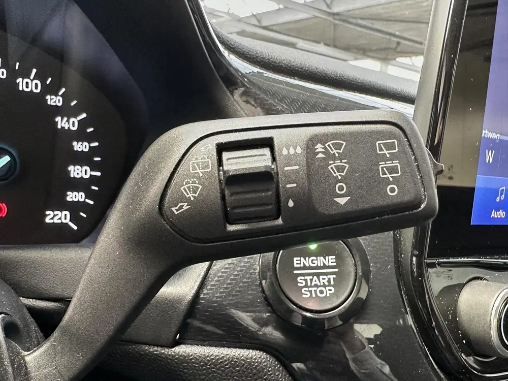 Ford Fiesta 1.0 EcoBoost Hybrid Cross uit 2021, foto 5