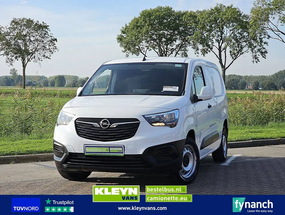 Opel Combo 1.5 d 75kw ediyion uit 2021