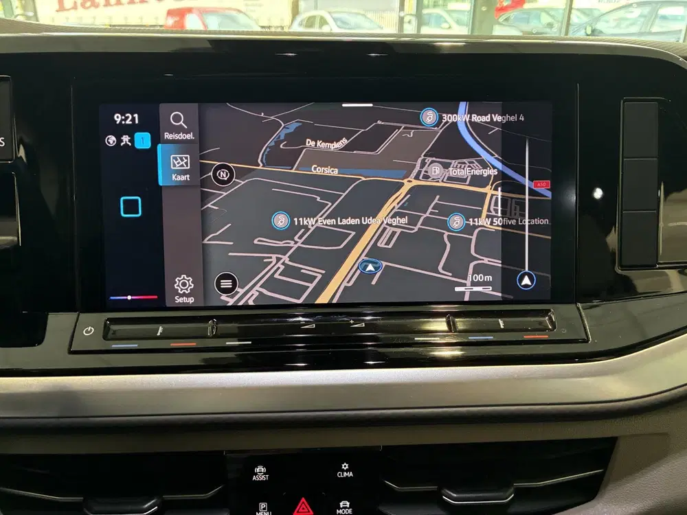 Volkswagen Multivan 1.4 eHybrid L2 H1 Life 218 pk 7 Persoons uit 2024, foto 15