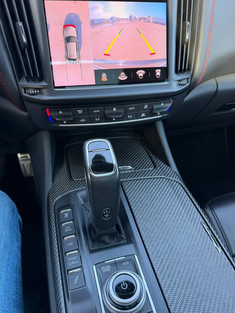 Maserati Levante 3.8 V8 Trofeo Facelift Vol uit 2021, foto 15