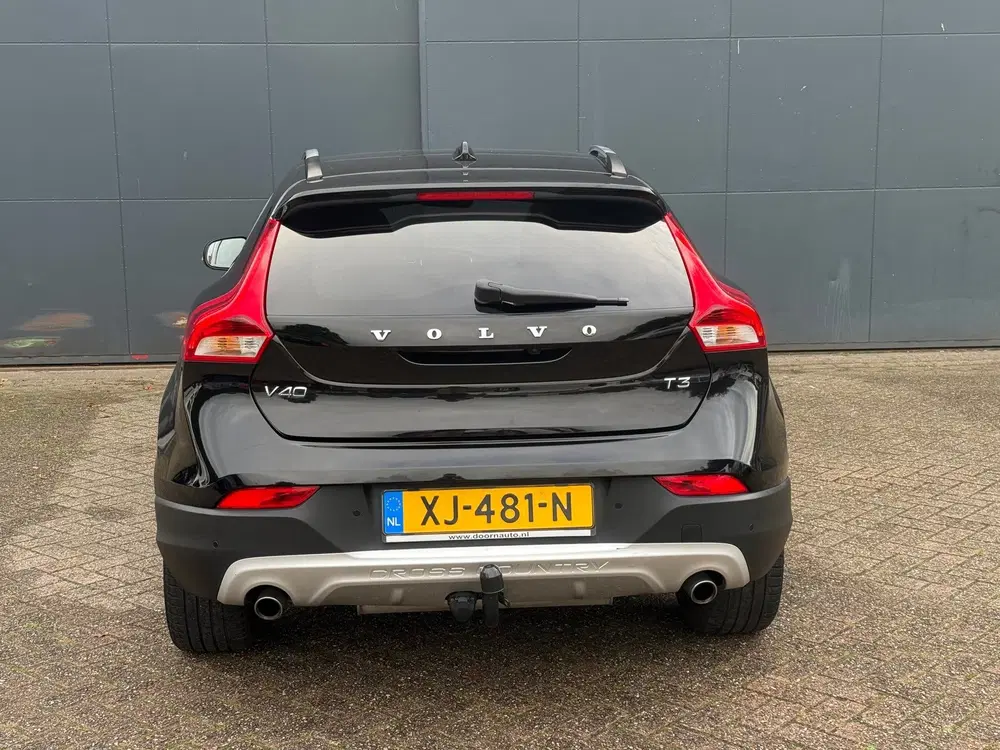 Volvo V40 Cross Country 1.5 T3 Polar+ Luxury Automaat uit 2019, foto 4