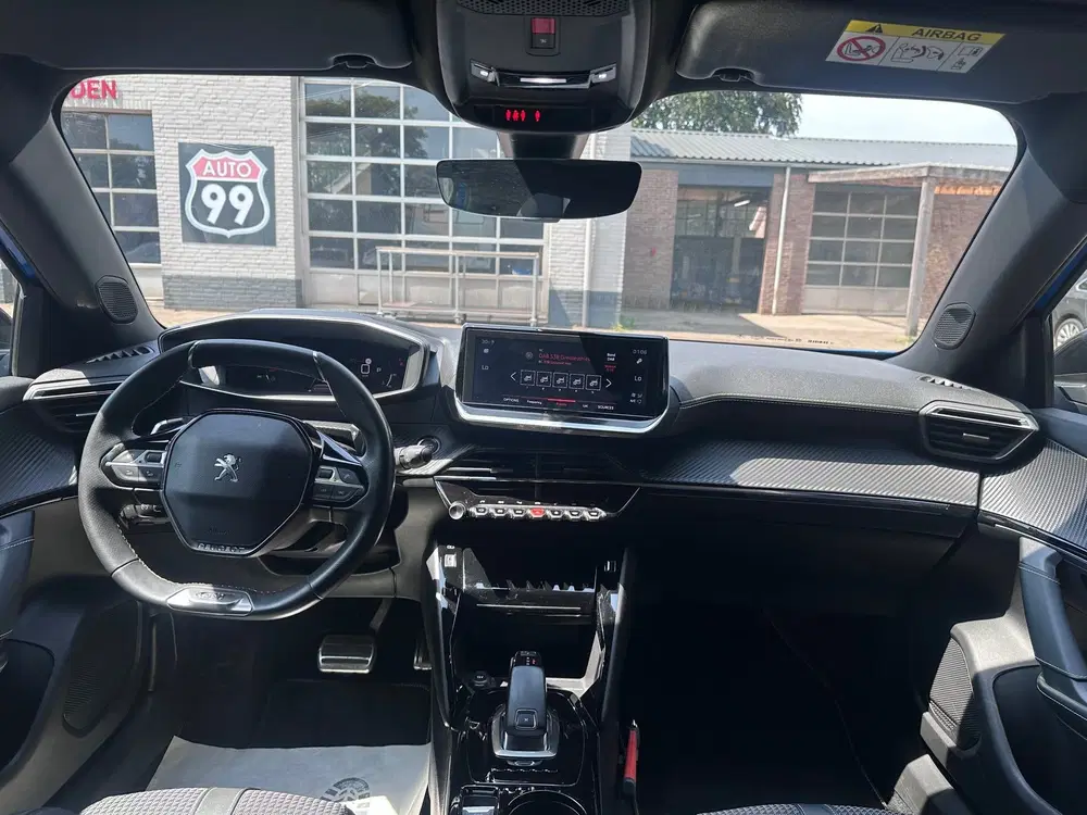 Peugeot 2008 1.2 PureTech GT-Line 1e EIG uit 2020, foto 15