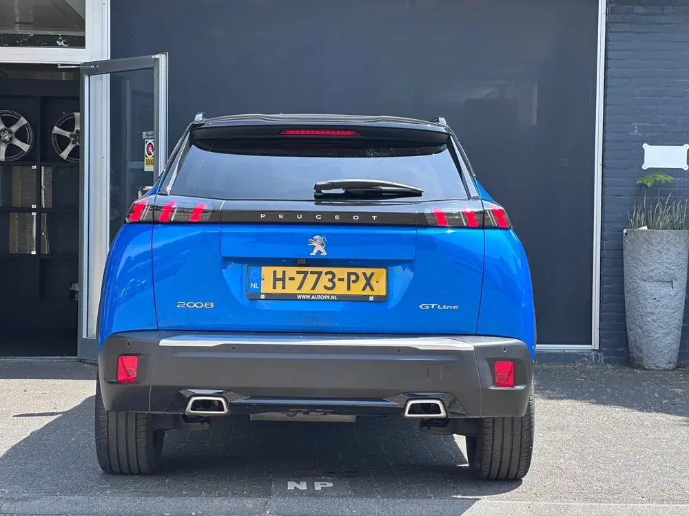 Peugeot 2008 1.2 PureTech GT-Line 1e EIG uit 2020, foto 4