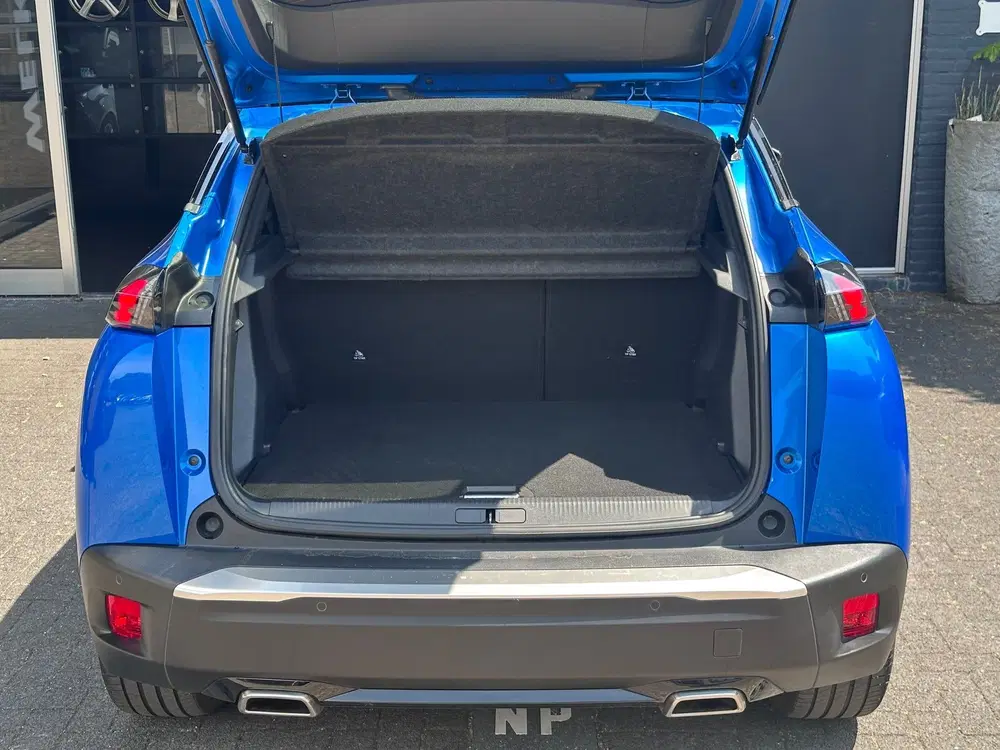 Peugeot 2008 1.2 PureTech GT-Line 1e EIG uit 2020, foto 6