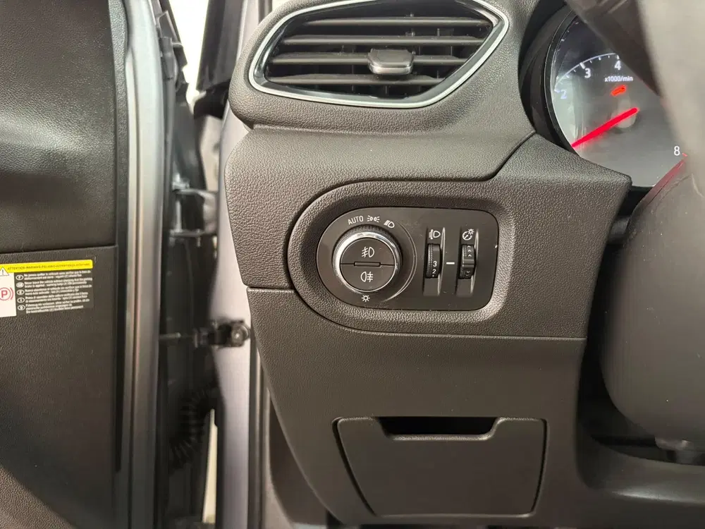 Opel Grandland 1.2 Turbo Business Executive (bj 2019) uit 2019, foto 8