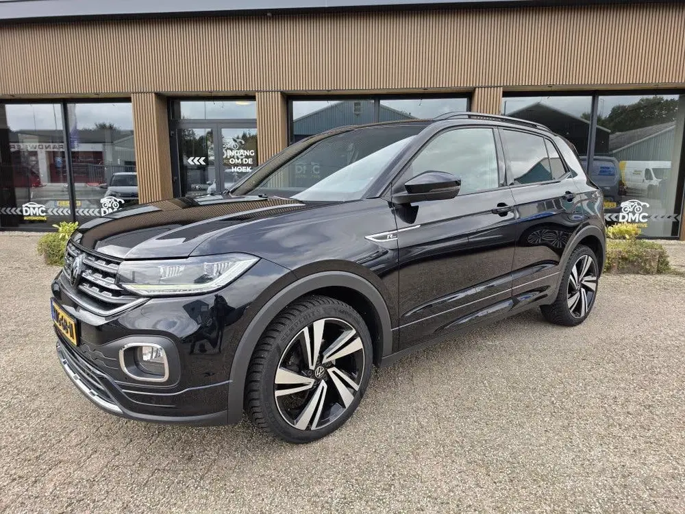 Volkswagen T-Cross 1.5 TSI R-Line uit 2023, foto 2