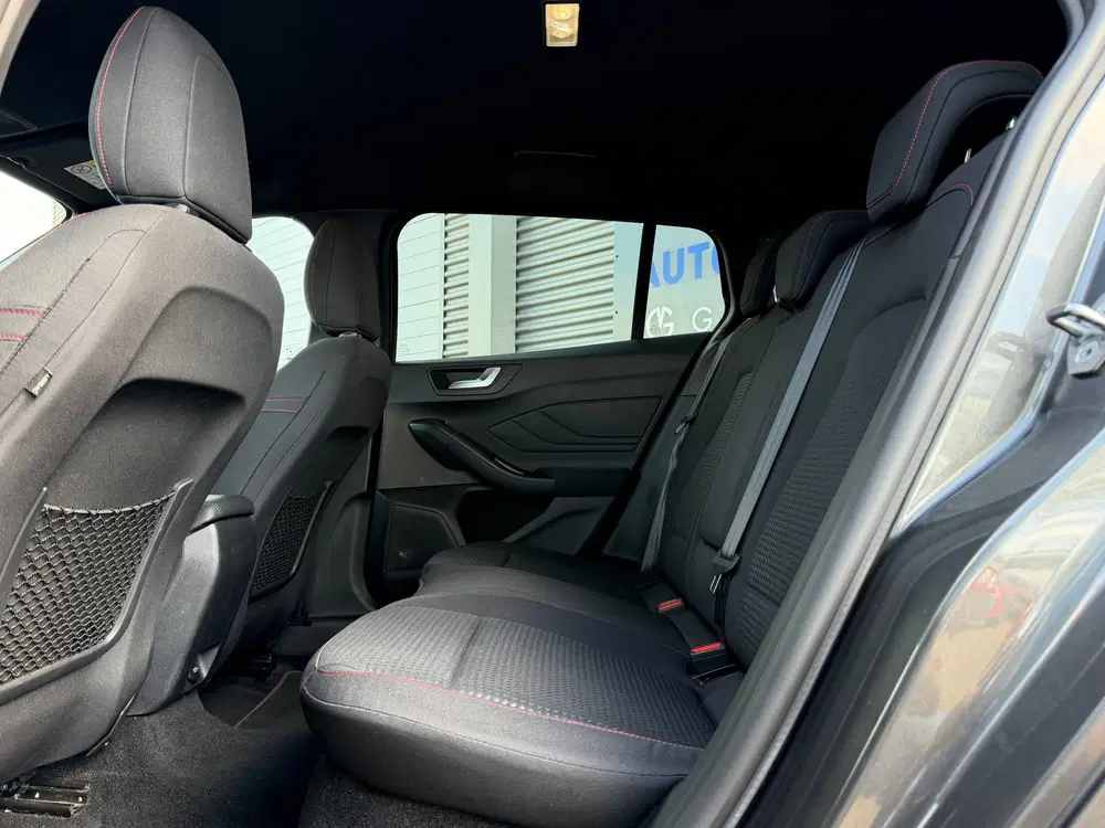 Ford Focus 1.5 ST Line Automaat DigitalCockpit uit 2021, foto 11