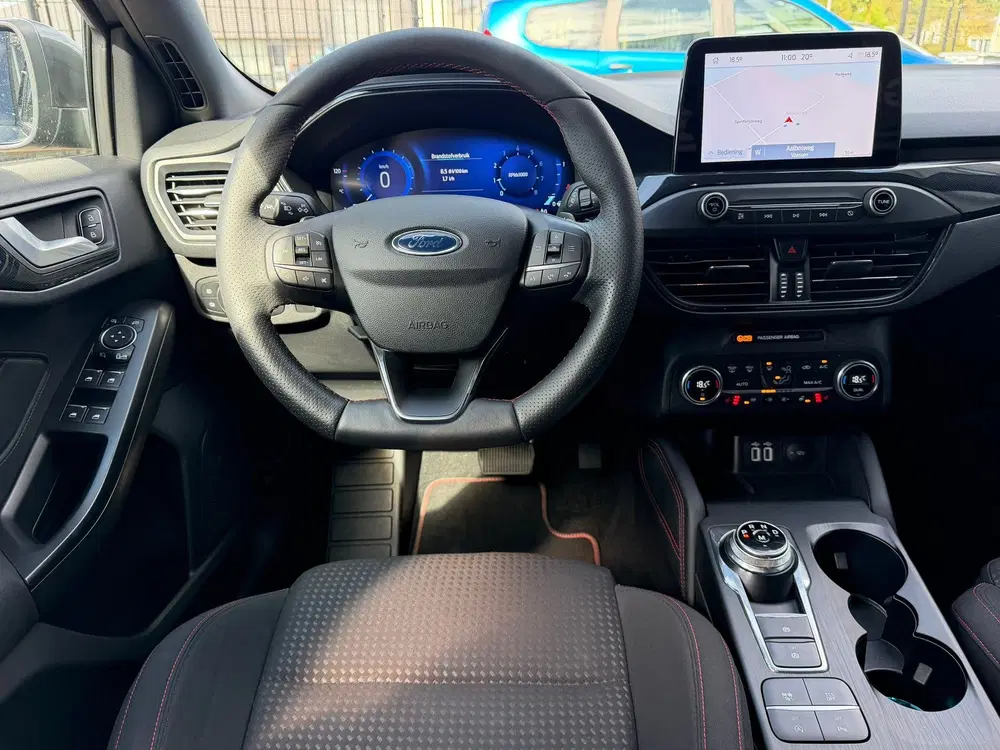 Ford Focus 1.5 ST Line Automaat DigitalCockpit uit 2021, foto 2