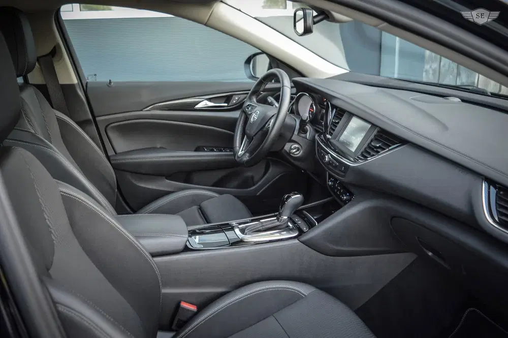Opel Insignia 1.5 Turbo Business Executive uit 2019, foto 6