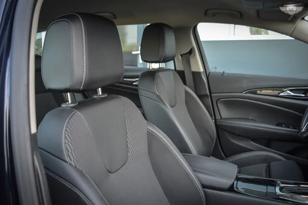 Opel Insignia 1.5 Turbo Business Executive uit 2019, foto 9