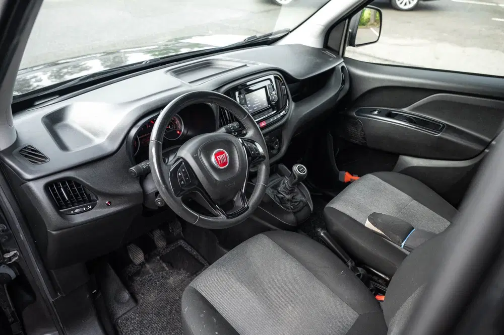 Fiat Doblo Doblò Cargo 1.3 MJ L2H1 Maxi SX I trekhaak uit 2021, foto 2