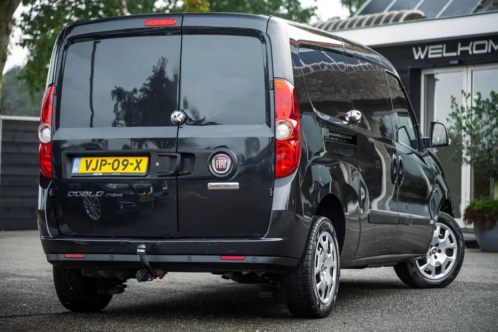 Fiat Doblo Doblò Cargo 1.3 MJ L2H1 Maxi SX I trekhaak uit 2021, foto 3
