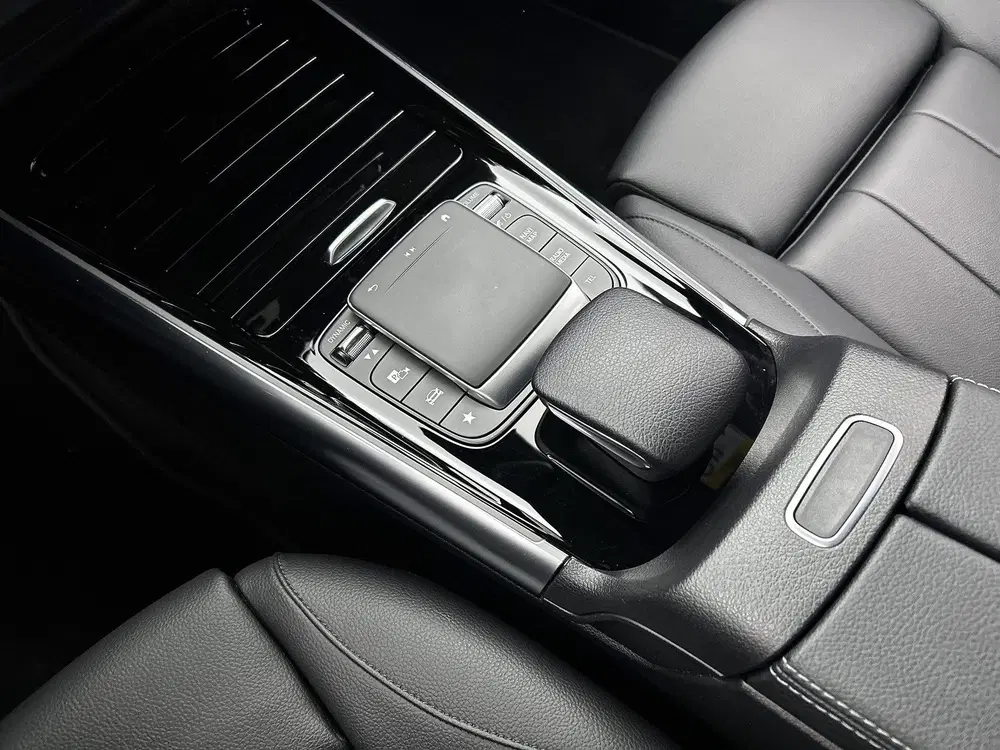 Mercedes-Benz B-Klasse 180 Business Solution Luxury uit 2021, foto 10