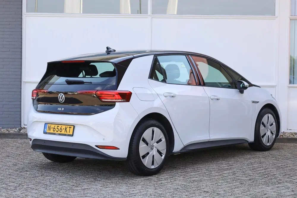 Volkswagen ID.3 145pk Pro 58 kWh uit 2021, foto 2