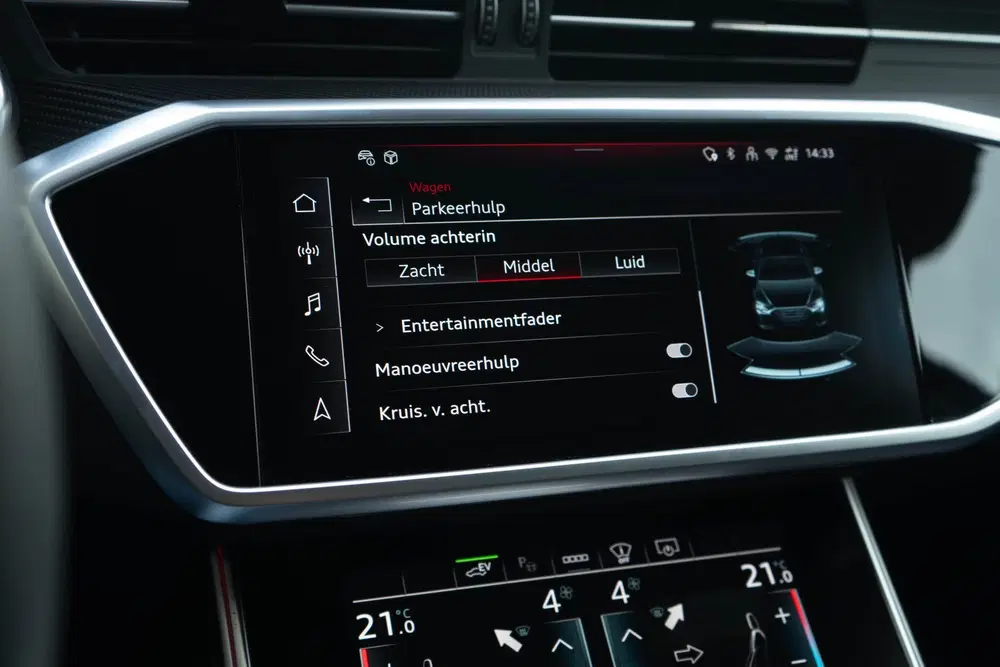 Audi A6 50 TFSI e Quattro uit 2024, foto 13