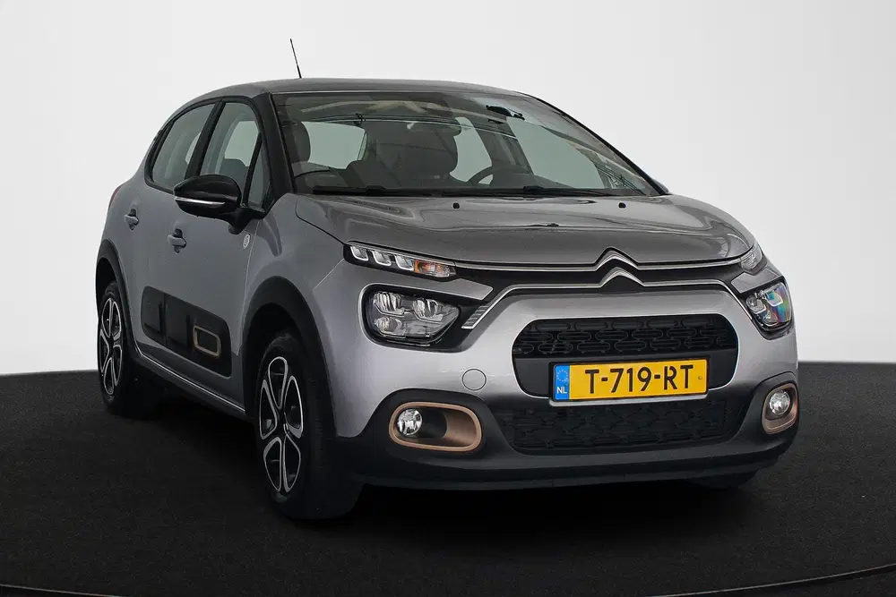 Citroën C3 Citroen C3 1.2 PureTech C-Series Navi Clim uit 2023, foto 2