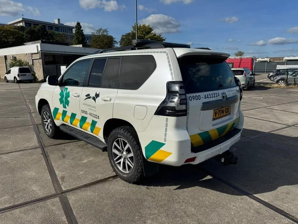Toyota Land Cruiser 2.8 D-4d 177pk Standard Roof Blind uit 2019, foto 5