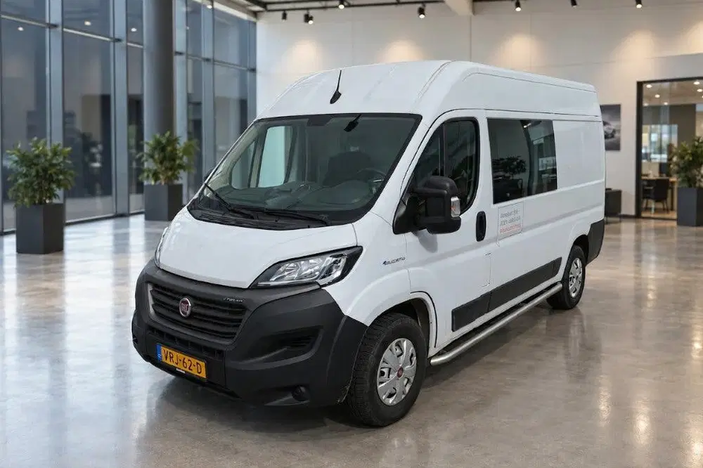Fiat Ducato Audi A3 2022 uit 2022