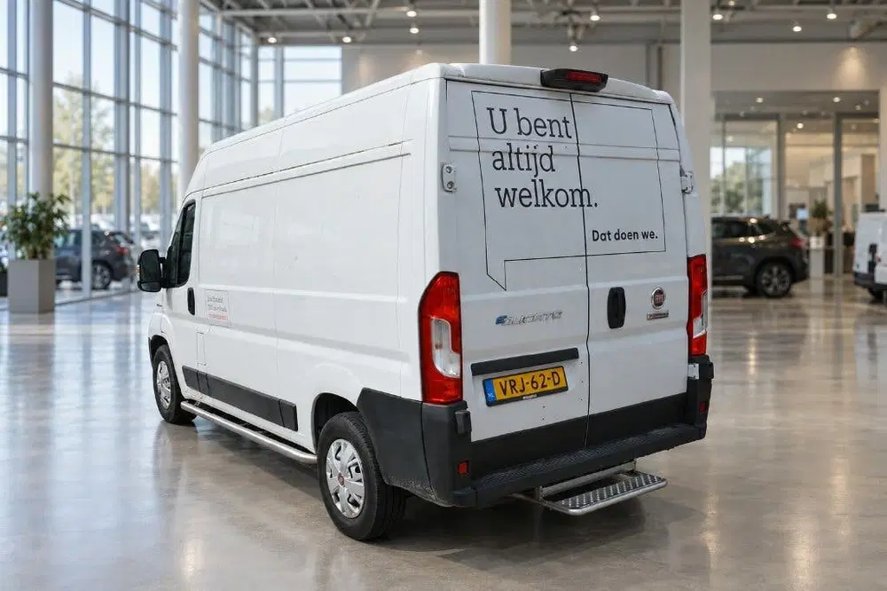 Fiat Ducato Audi A3 2022 uit 2022, foto 4