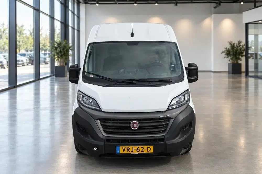 Fiat Ducato Audi A3 2022 uit 2022, foto 5