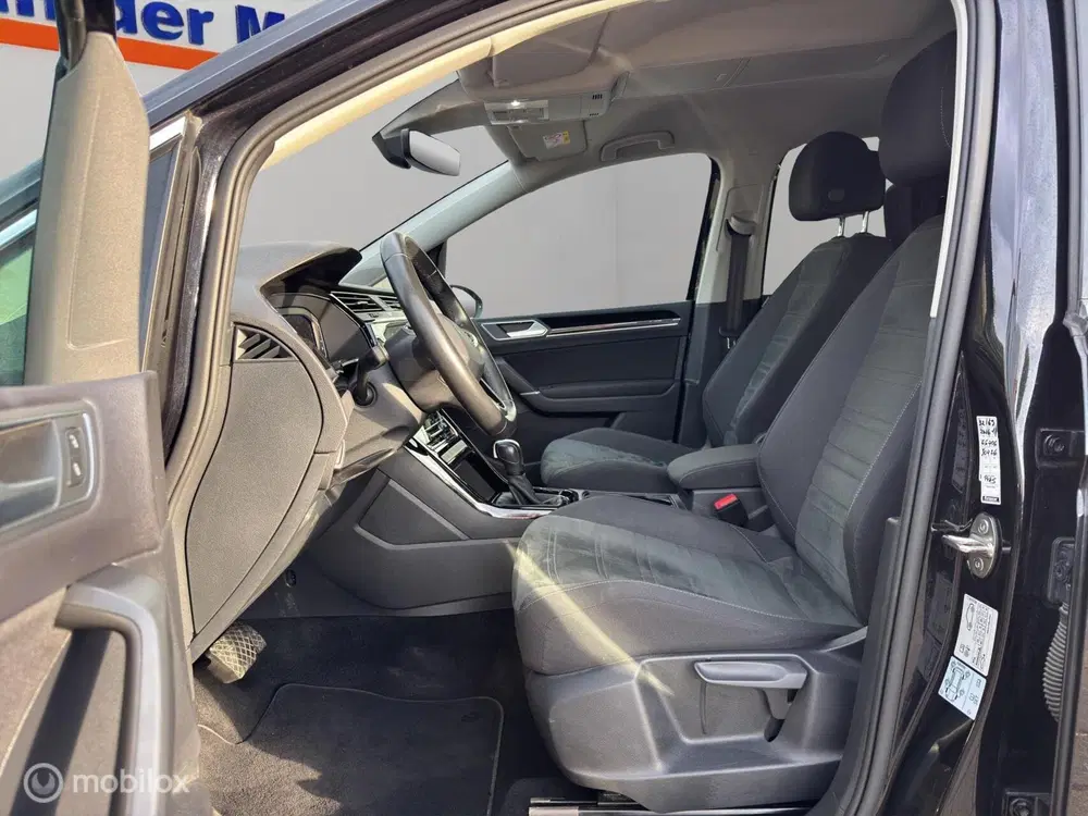 Volkswagen Touran 1.5 TSI Highline 7p All in prijs uit 2023, foto 6