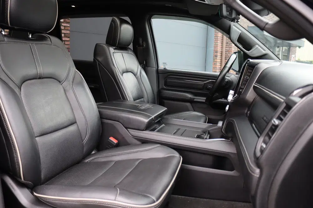 Dodge RAM 5.7 V8 4x4 Crew Cab Limited uit 2023, foto 6