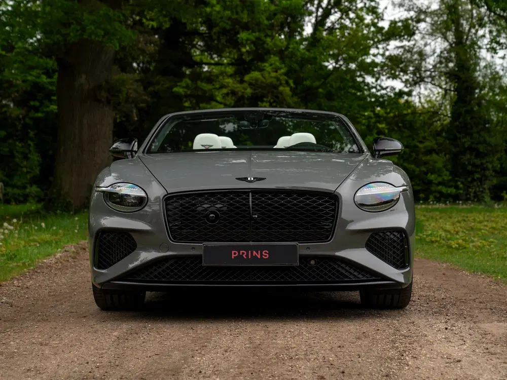 Bentley Continental GTC 4.0 V8 Hybrid uit 2026, foto 15
