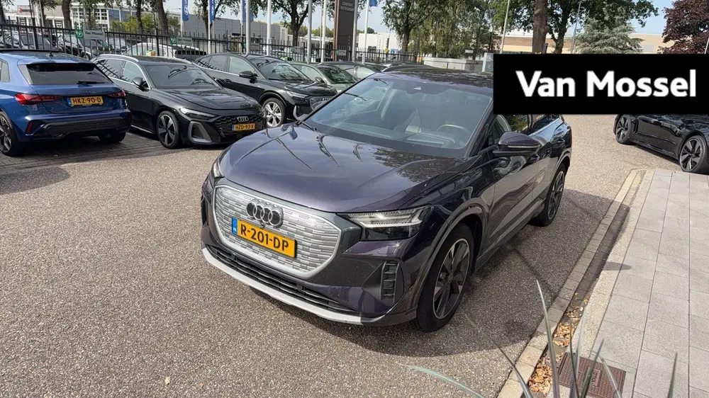 Audi Q4 e-tron 40 Launch edition Advanced 77 kWh 204 PK uit 2021