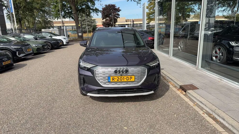 Audi Q4 e-tron 40 Launch edition Advanced 77 kWh 204 PK uit 2021, foto 2