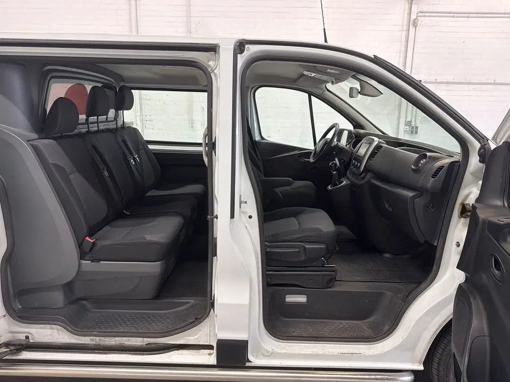 Renault Trafic 2.0 dCi 145 T29 L2H1 Dubbelcabine Comfort uit 2020, foto 11