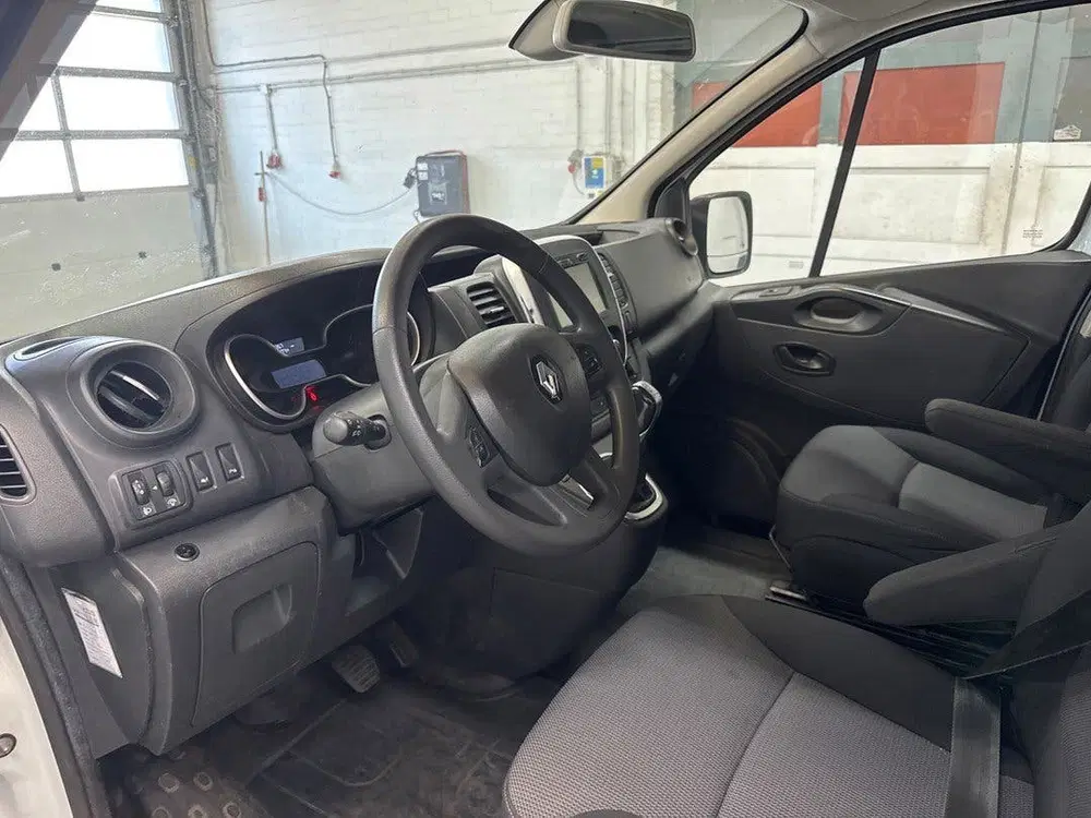 Renault Trafic 2.0 dCi 145 T29 L2H1 Dubbelcabine Comfort uit 2020, foto 14