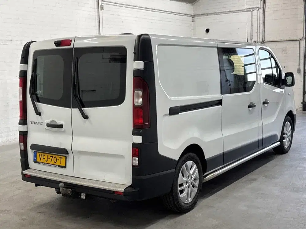 Renault Trafic 2.0 dCi 145 T29 L2H1 Dubbelcabine Comfort uit 2020, foto 5