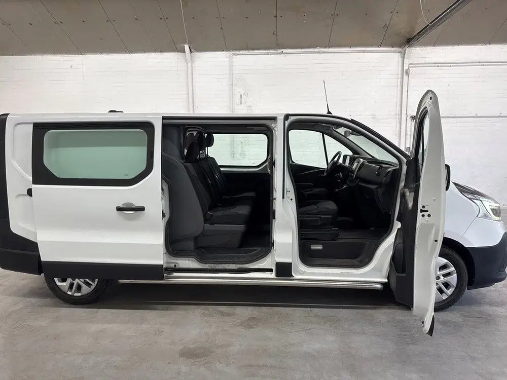 Renault Trafic 2.0 dCi 145 T29 L2H1 Dubbelcabine Comfort uit 2020, foto 9
