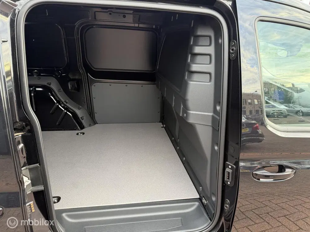 Ford Transit Connect 1.5 EcoBoost PHEV L2 Limited nieuw uit 2025, foto 5