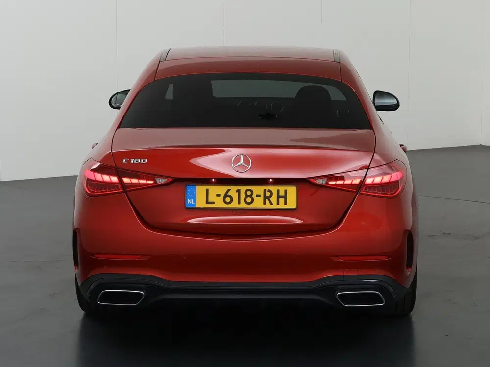 Mercedes-Benz C-Klasse 180 AMG Line uit 2021, foto 4