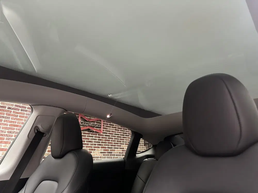 Tesla Model Y Long Range AWD 75 kWh uit 2022, foto 15