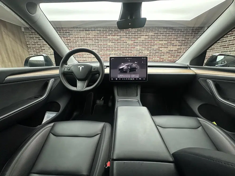 Tesla Model Y Long Range AWD 75 kWh uit 2022, foto 8