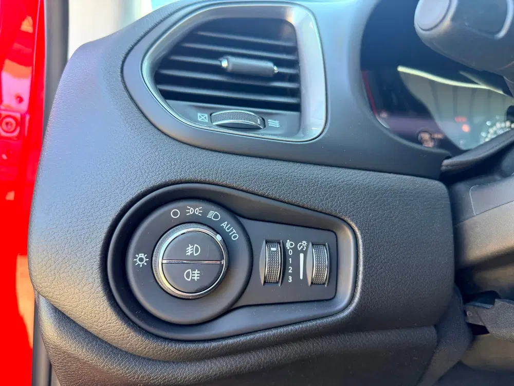 Jeep Renegade 1.3T DDCT Limited led koplampen 27.000km uit 2021, foto 13