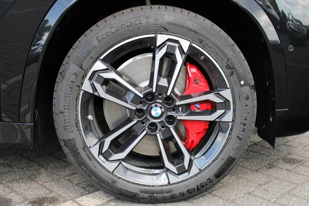 BMW iX1 eDrive20 M Sport uit 2026, foto 8