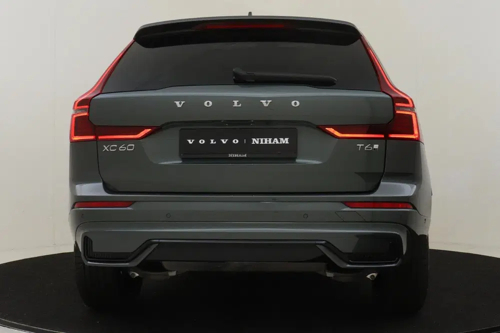 Volvo XC60 T6 PLUG-IN HYBRID AWD ULTRA DARK -PANO.DAK uit 2025, foto 15
