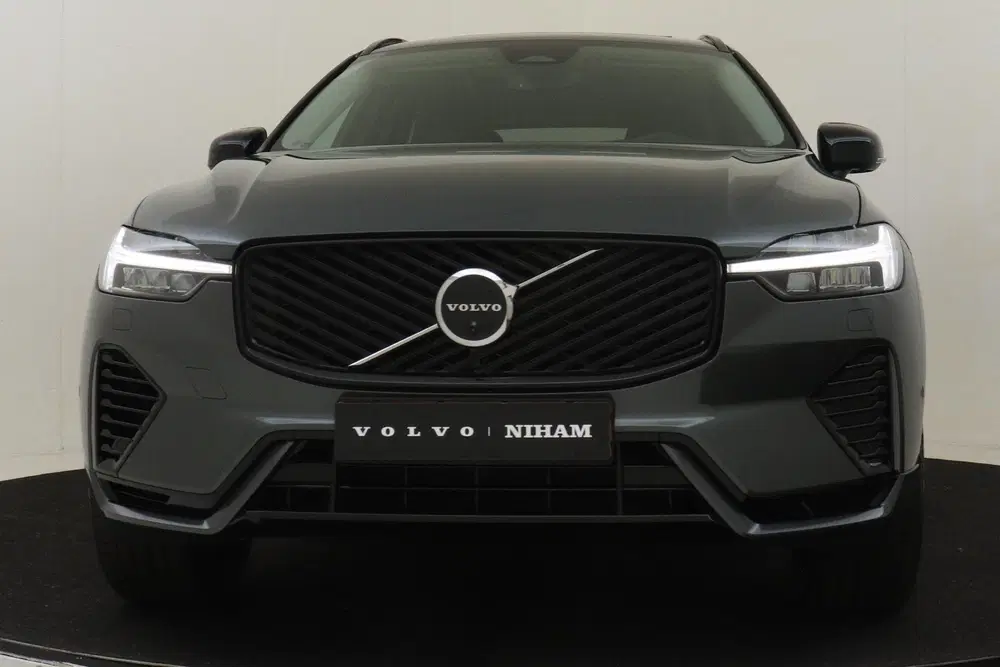 Volvo XC60 T6 PLUG-IN HYBRID AWD ULTRA DARK -PANO.DAK uit 2025, foto 9